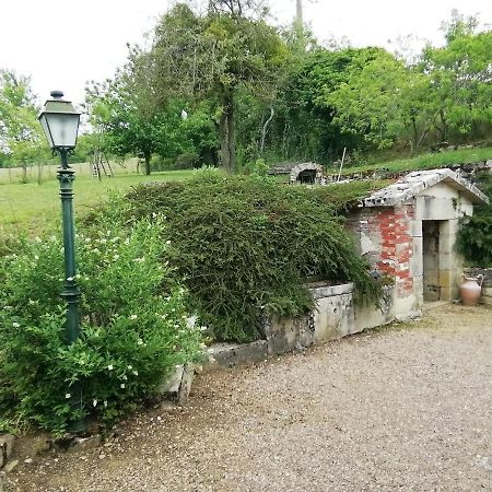 Gite Ancien Lavoir Viserny Exterior photo