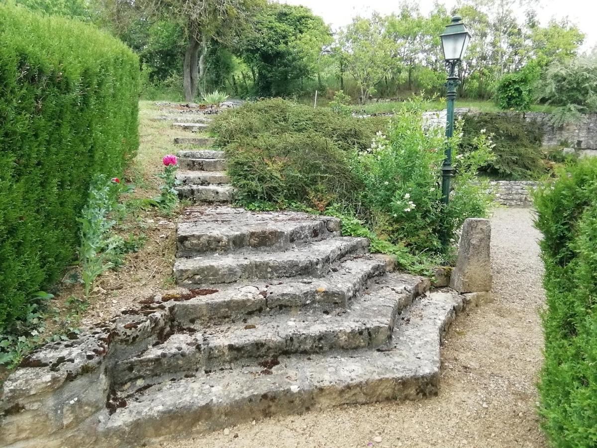 Gite Ancien Lavoir Viserny Exterior photo